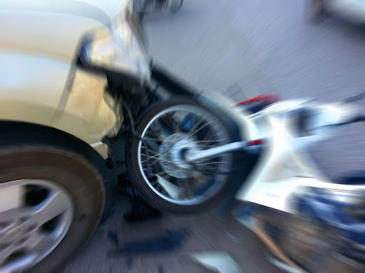 Car Accidents: When Should You Hire a Lawyer?